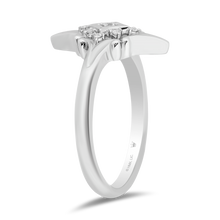 Load image into Gallery viewer, Hallmark Fine Jewelry Lace North Star Ring in Sterling Silver with Diamonds
